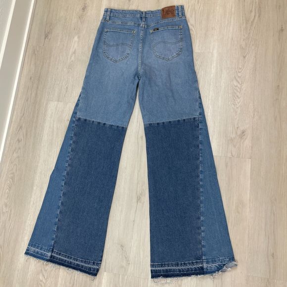 Lee Vintage ModernHigh Rise Flare Jeans Womens 30 Medium Wash Release Hem Pieced - Picture 5 of 8